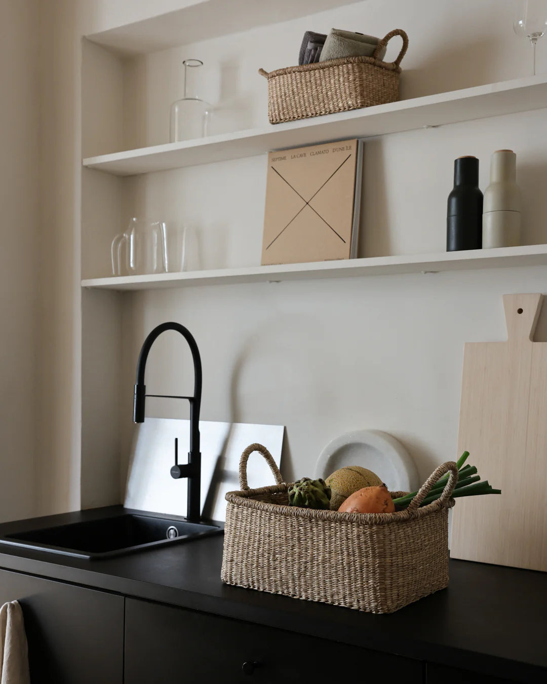 Lima Seagrass Bucket