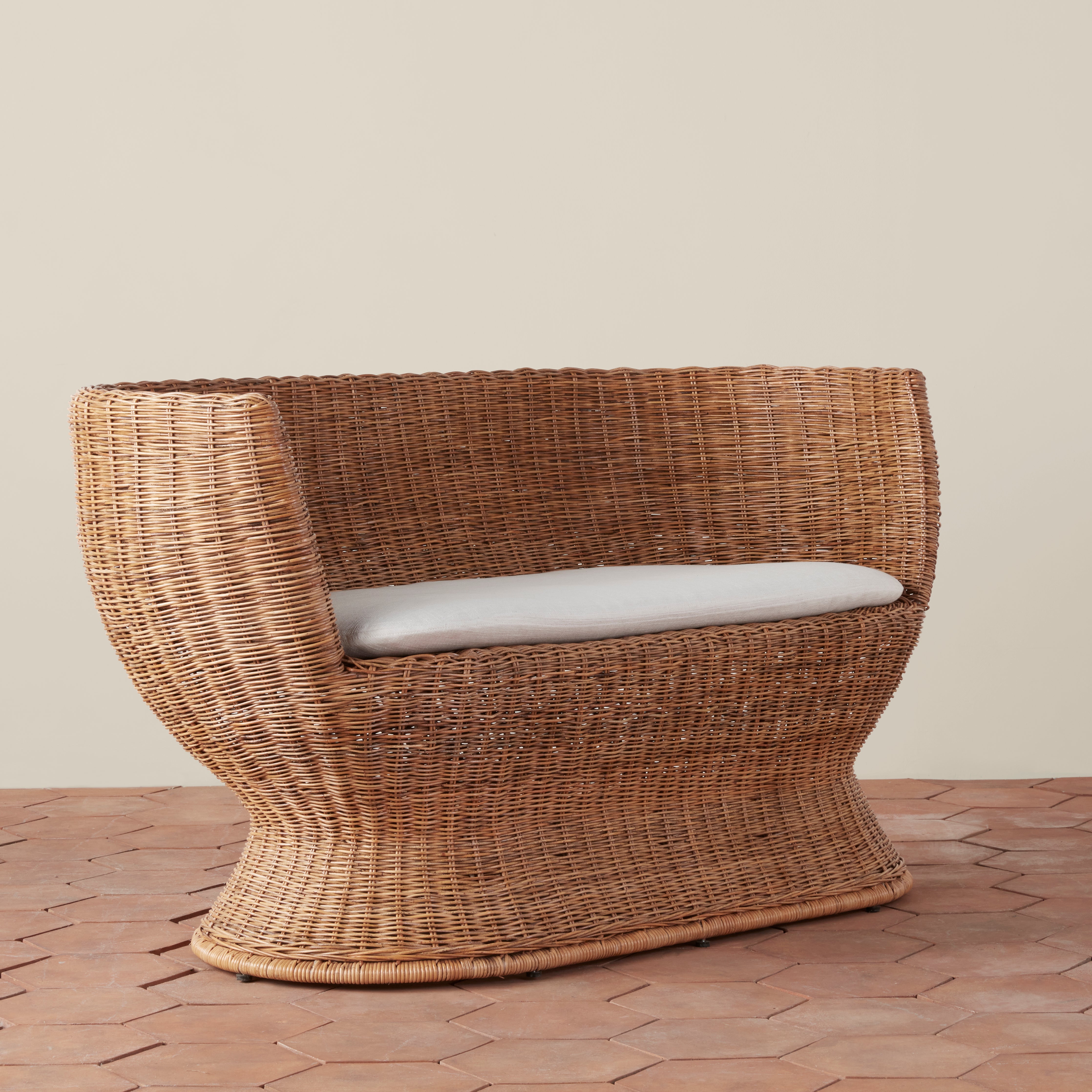 Siena Woven Settee