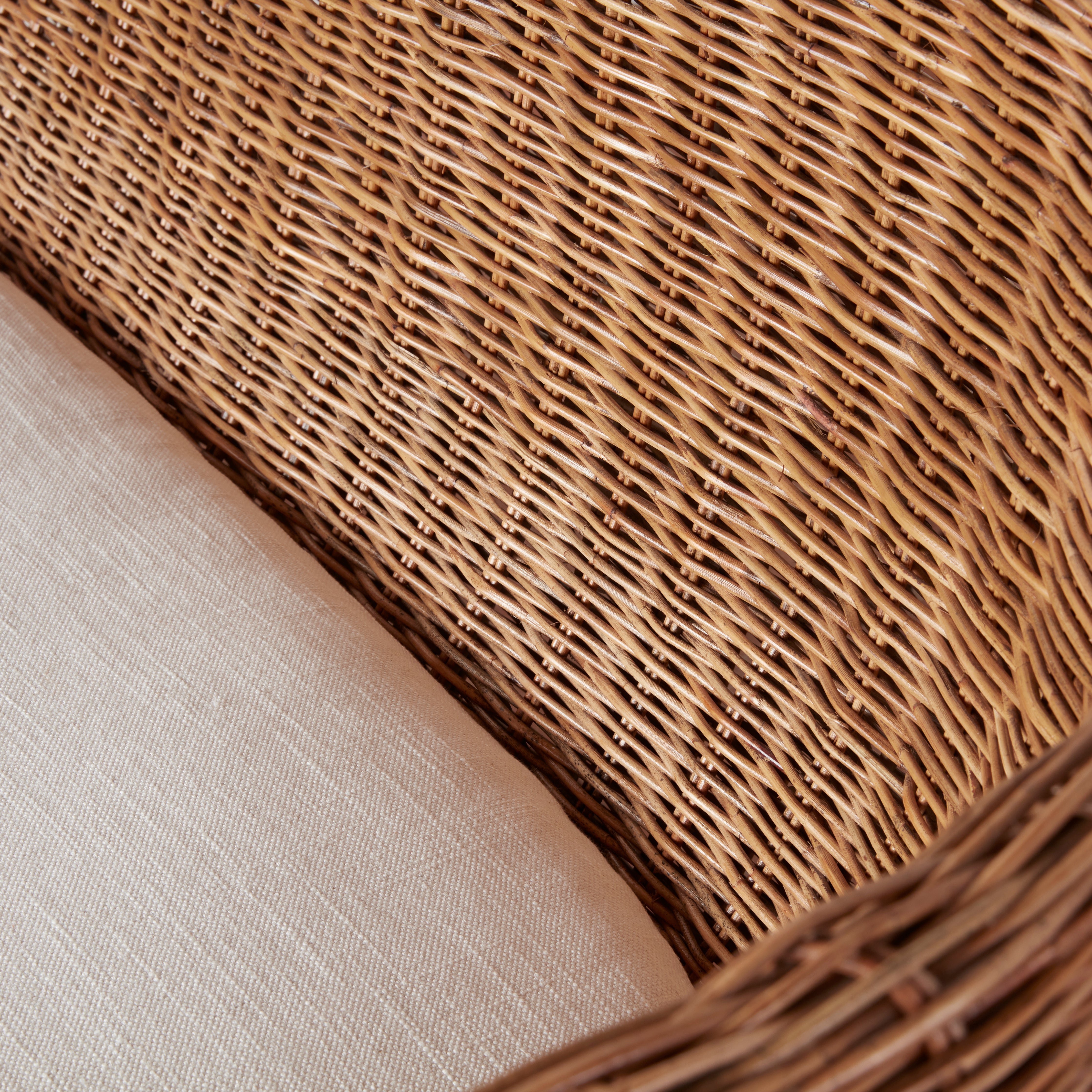 Siena Woven Settee