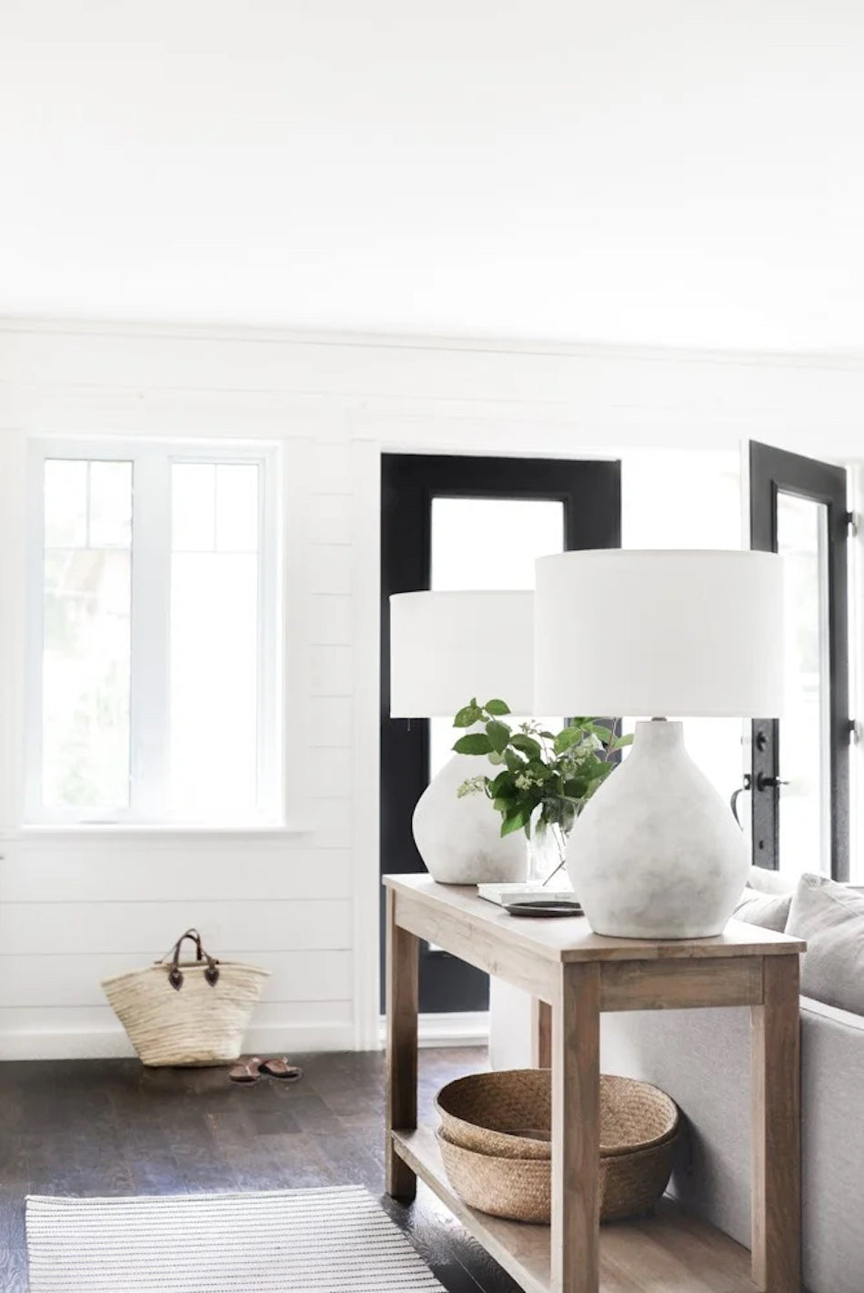 Zahra Table Lamp