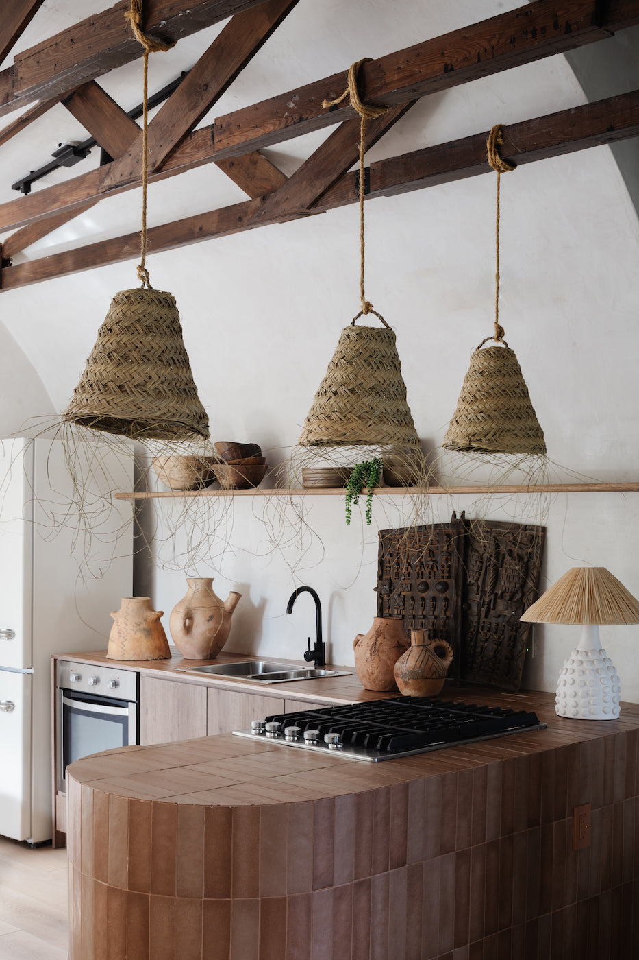 Moroccan Raffia Fringe Lamp
