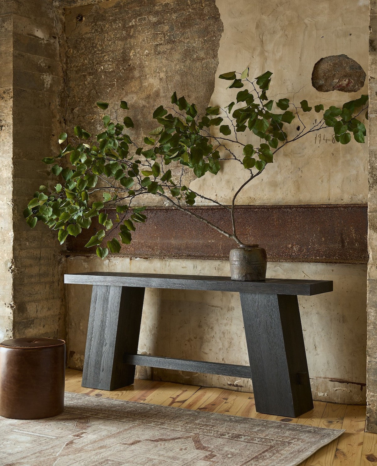 Obsidian Console Table