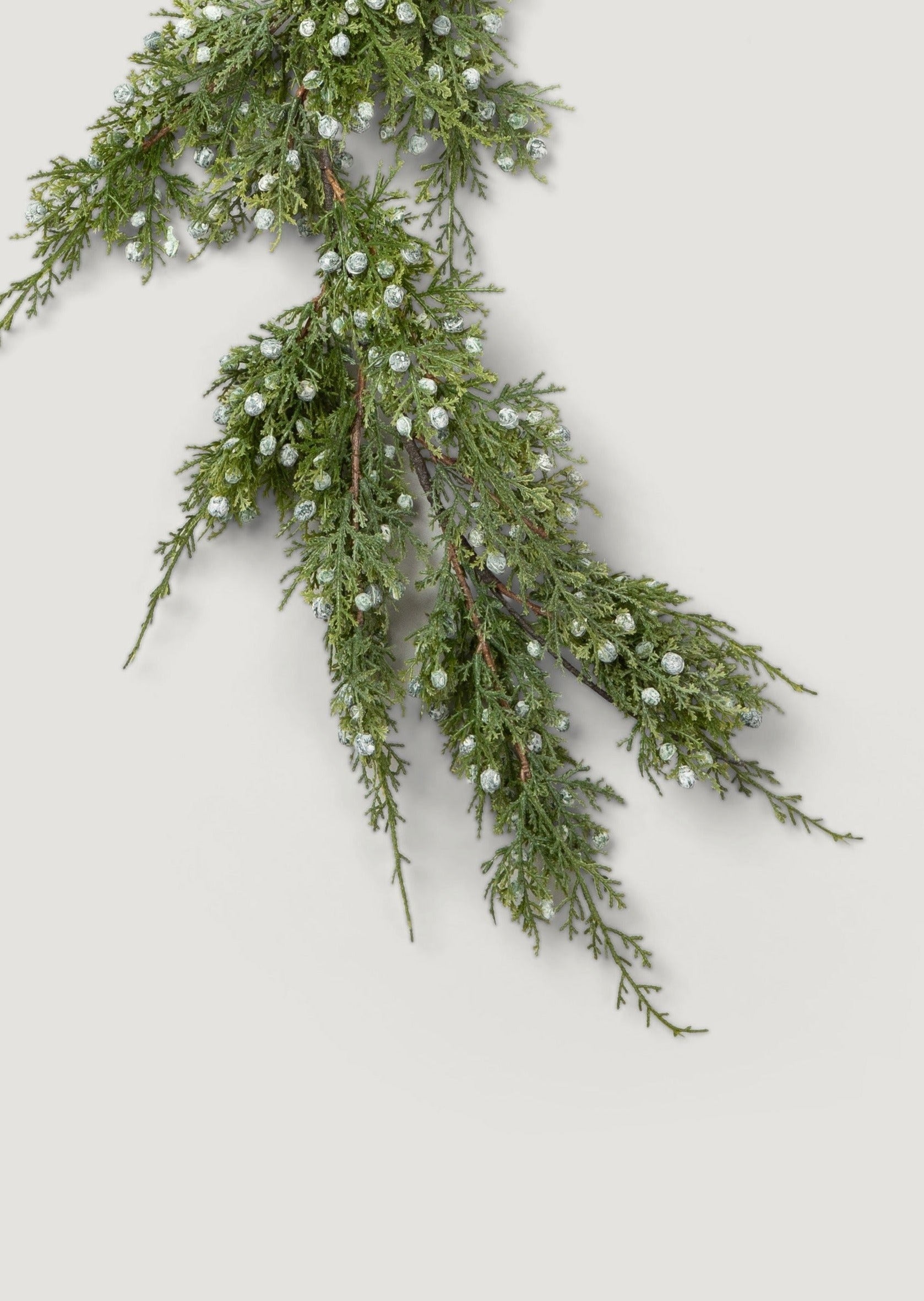 Deluxe Artificial Oregon Juniper Garland - 48"