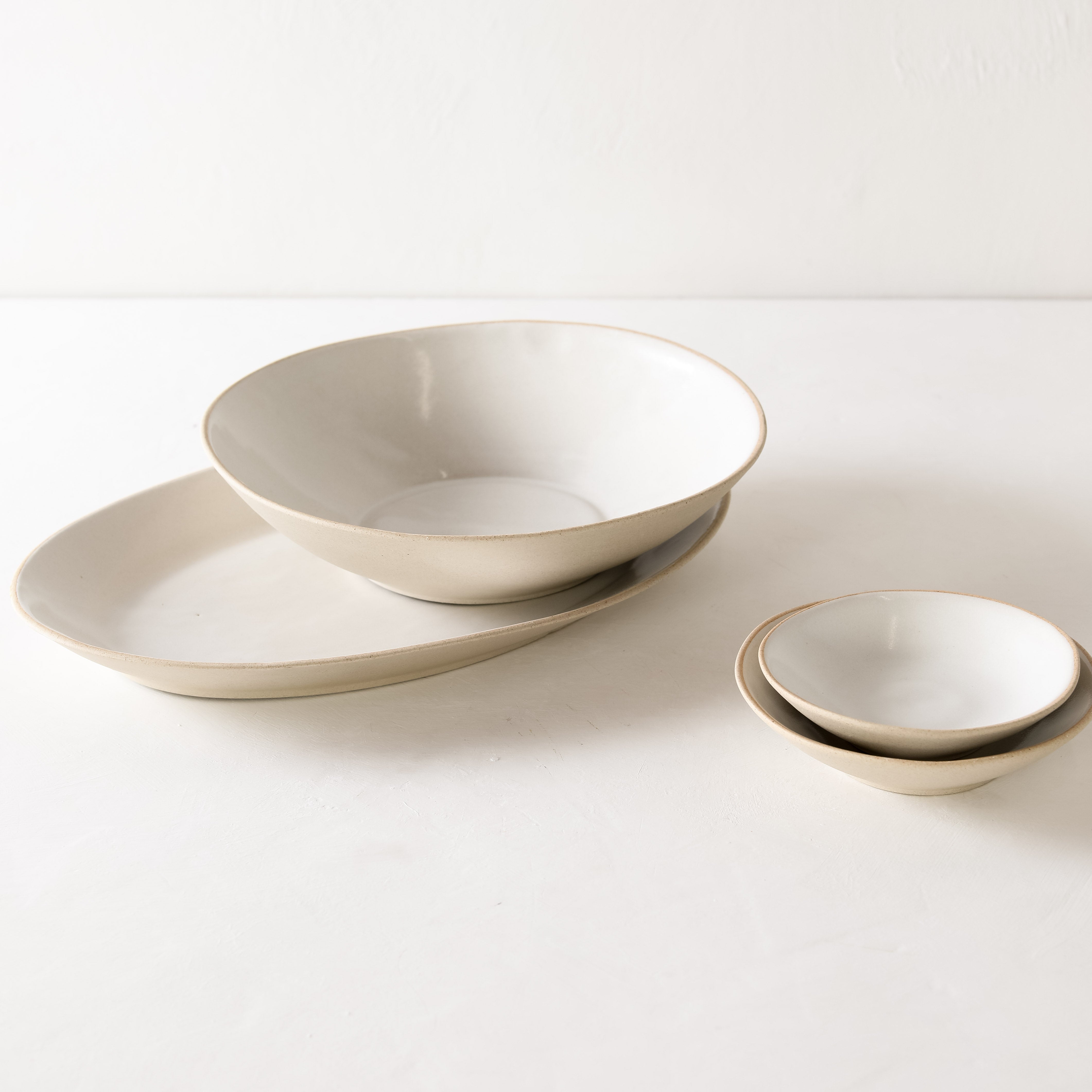 Shallow Serving Bowl | Raw Stoneware